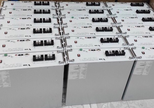 Độ sâu của xả ( DOD) được hiểu là gì? tại sao nó lại quan trọng trong sử dụng bộ battery trong hệ năng lượng mặt trời | GP Tech pin luu tru dien mat troi navara 48V50AH 48V100AH 200AH | GP Tech