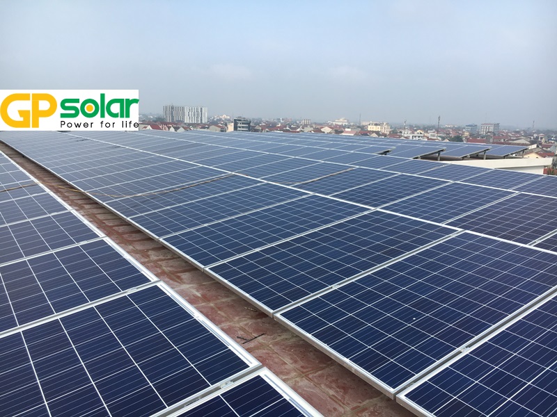 Điện mặt trời 110 kwp ở TP Vinh Pin Hanwha Qcell và SMA