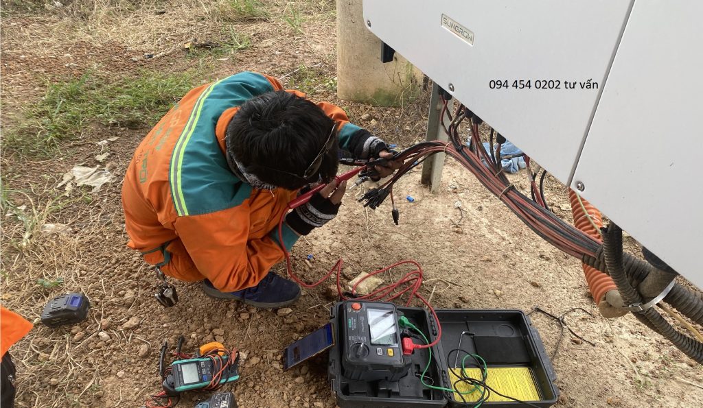 Kiểm tra bảo trì định kỳ và khắc phục sự cố điện mặt trời áp mái tại Đồng Nai | GP Tech sua chua inverter dien mat troi | GP Tech
