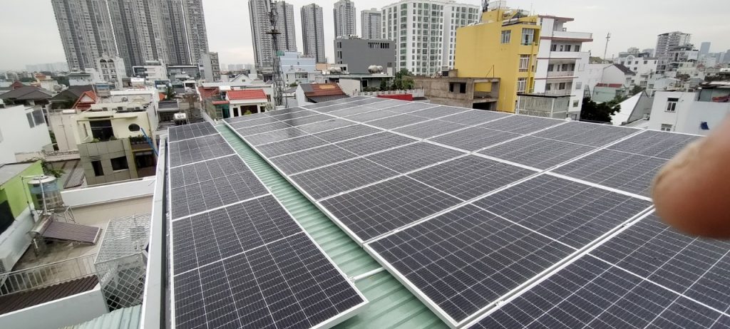 Công trình lắp điện mặt trời tại Quận 7 công suất 12Kwp của Gpsolar | GP Tech du an dien mat troi quan 7 do gpsolar trien khai | GP Tech