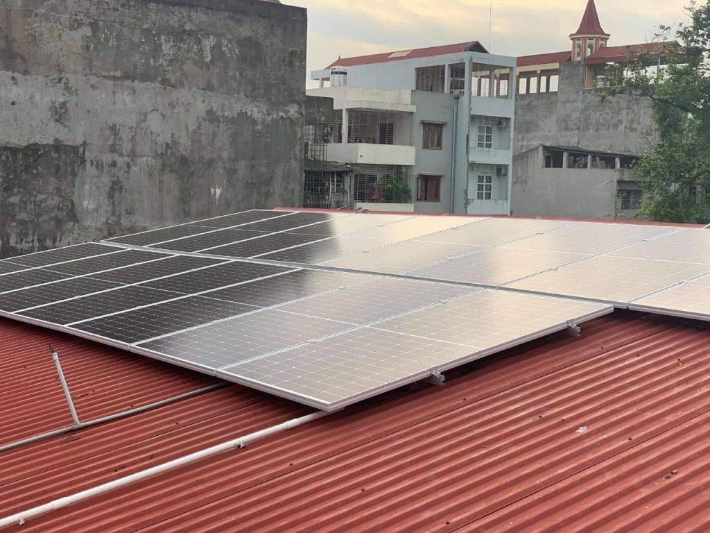 Lắp đặt điện mặt trời tại Thái Nguyên(GP solar Thái Nguyên) | GP Tech anh dung thinh dan thanh pho thai nguyen | GP Tech