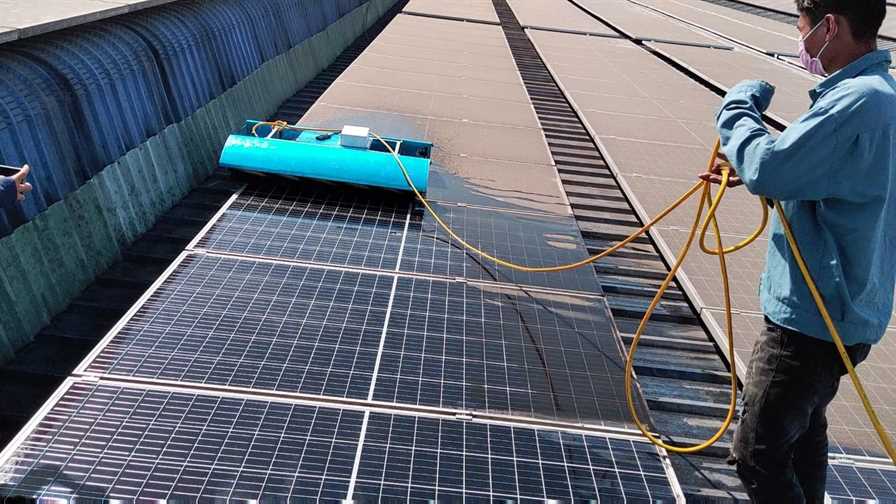 rua pin mat troi bang may gp solar | GP Tech