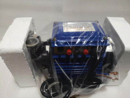 Bom nuoc DC nang luong mat troi 400W | GP Tech