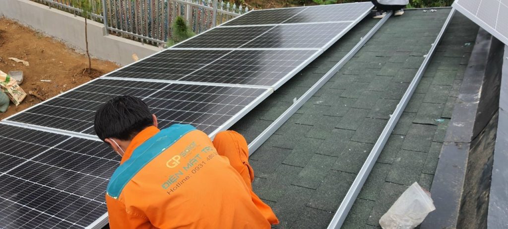 Tương lai điện mặt trời và giá thành lắp điện mặt trời 2023