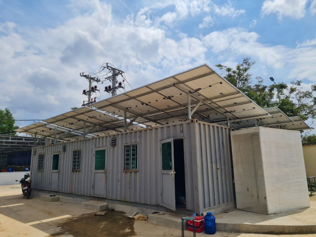 Lắp đặt điện mặt trời tại khu công nghiệp Định Quán – Đồng Nai | GP Tech hệ thống điện mặt trời 5kw 3 pha và một dự án điện mặt trời 10kw 3 pha