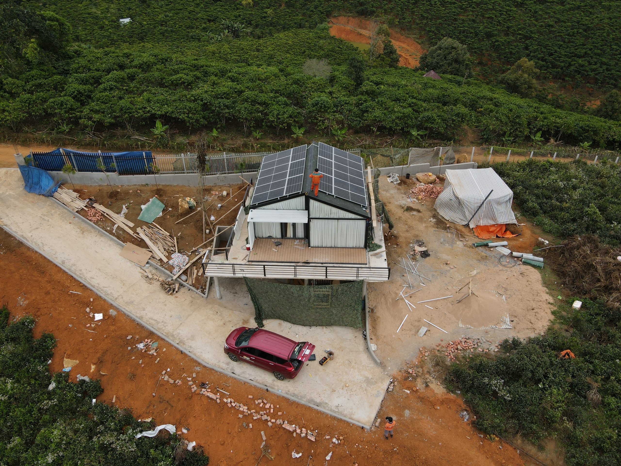 Nhà Lắp Ghép Di Động Điện Mặt Trời GPHome | GP Tech nha lap ghep di dong dien mat troi GPHome scaled | GP Tech