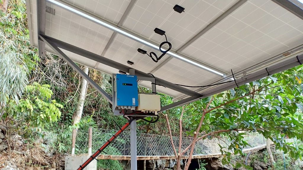 Bơm nước năng lượng mặt trời thay thế máy bơm dầu hiệu quả | GP Tech he thong bom nuoc dien mat troi | GP Tech