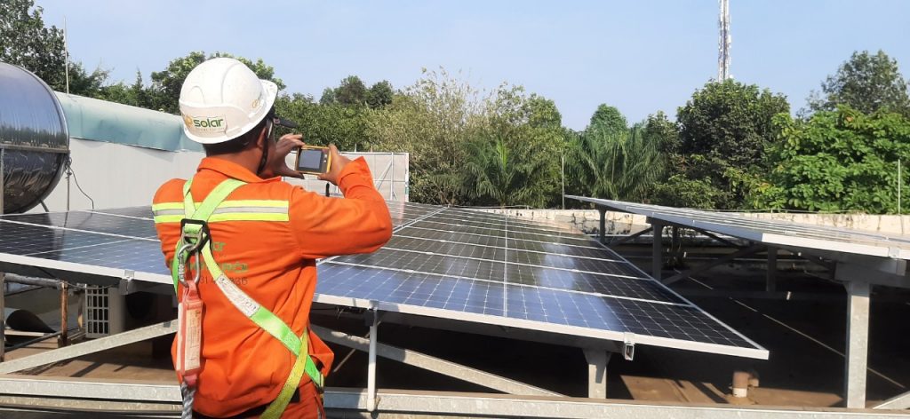Kiểm tra bảo trì định kỳ và khắc phục sự cố điện mặt trời áp mái tại Đồng Nai | GP Tech chup camera nhiet tam pin mat troi | GP Tech