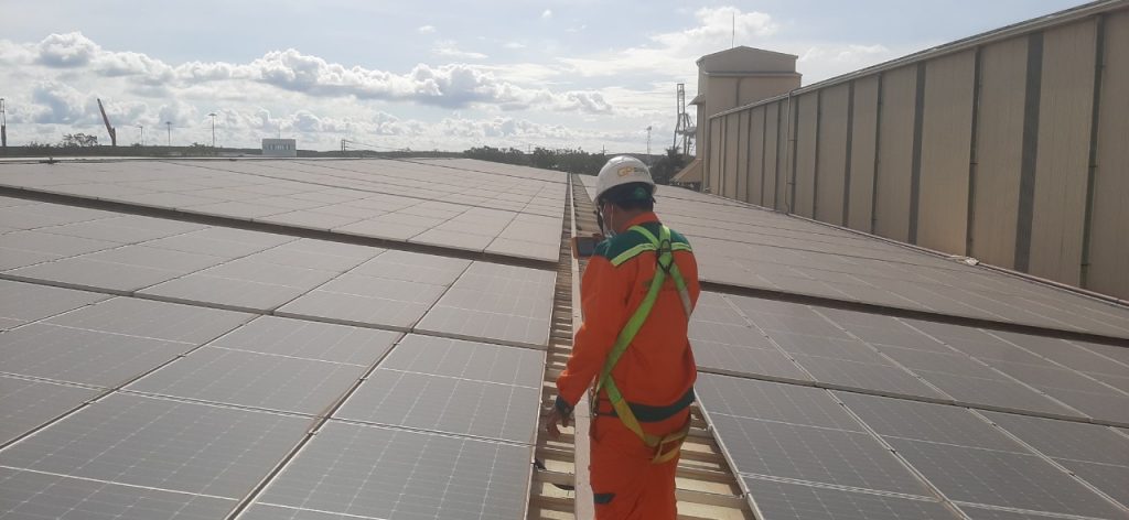 Kiểm tra bảo trì định kỳ và khắc phục sự cố điện mặt trời áp mái tại Đồng Nai | GP Tech do camera nhiet phat hien su co nha may dien mat troi | GP Tech