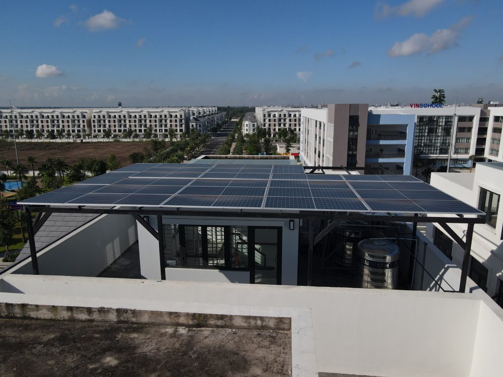 Lắp đặt điện năng lượng mặt trời ở Vinhome Quận 9 | GP Tech dien nang luong mat troi vinhome quan 9 | GP Tech