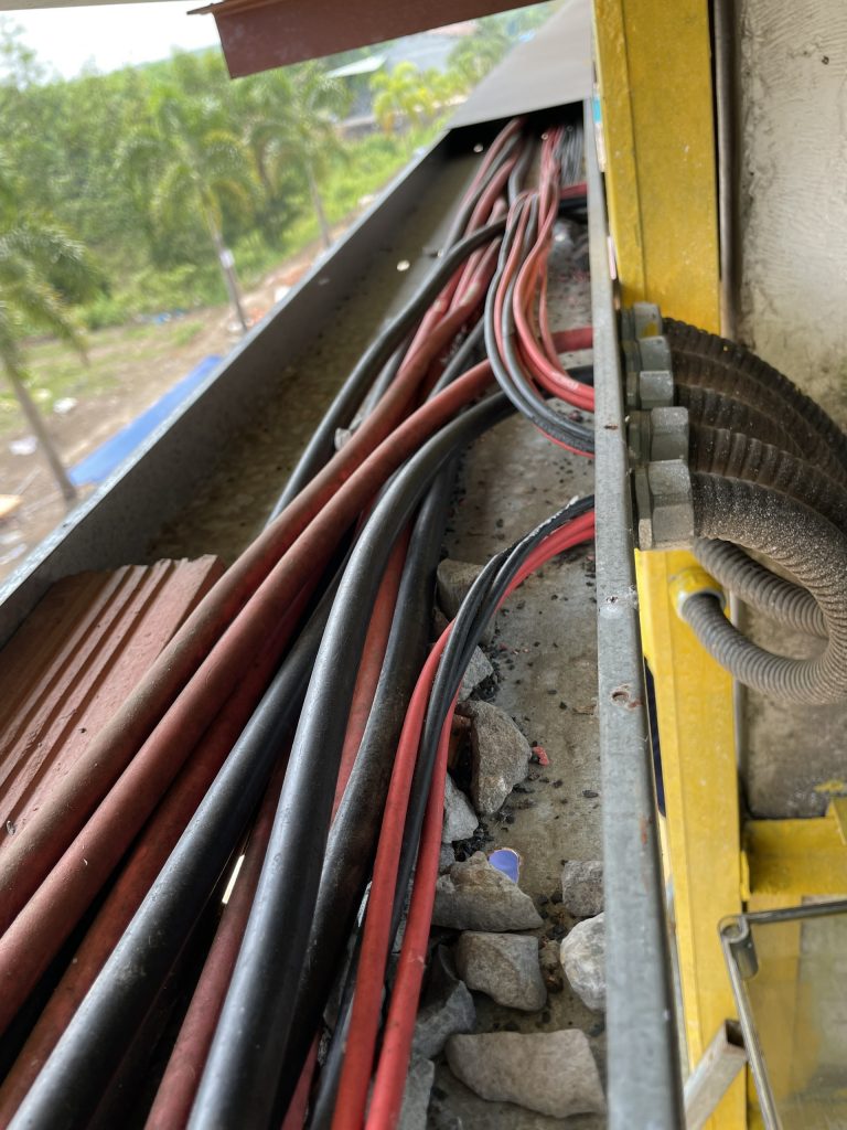 Cải tạo thay tôn mới sửa chữa hệ thống điện mặt trời áp mái | GP Tech sua chua cai tao he thong dien mat troi | GP Tech