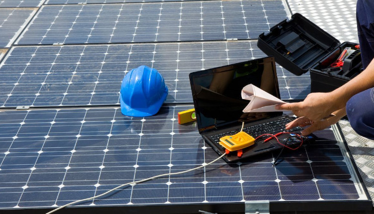 dich vu thi nghiem kiem dinh inverter dien mat troi | GP Tech