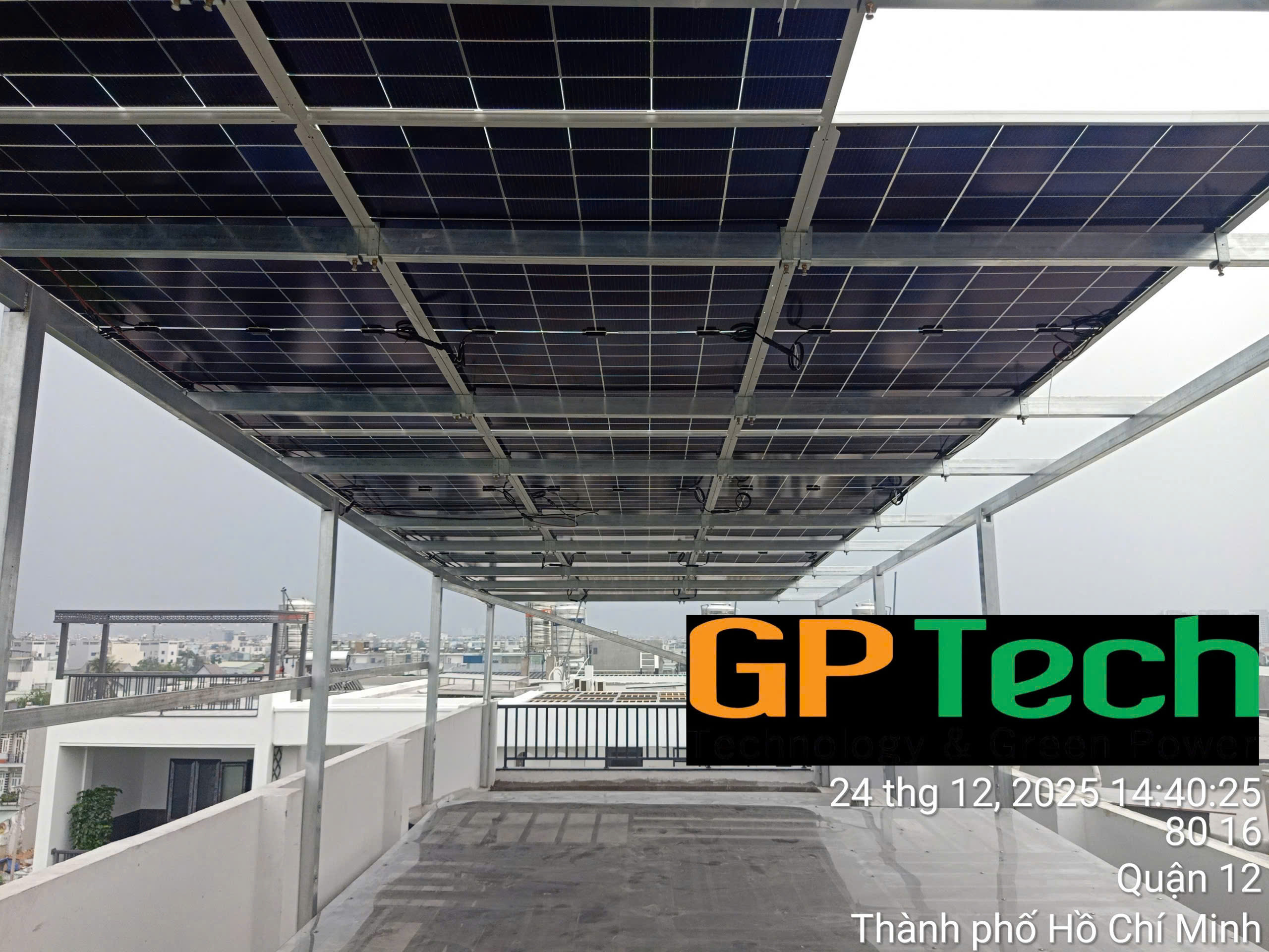 Hệ thống điện mặt trời Hybrid 3 pha có lưu trữ của GP TECH
